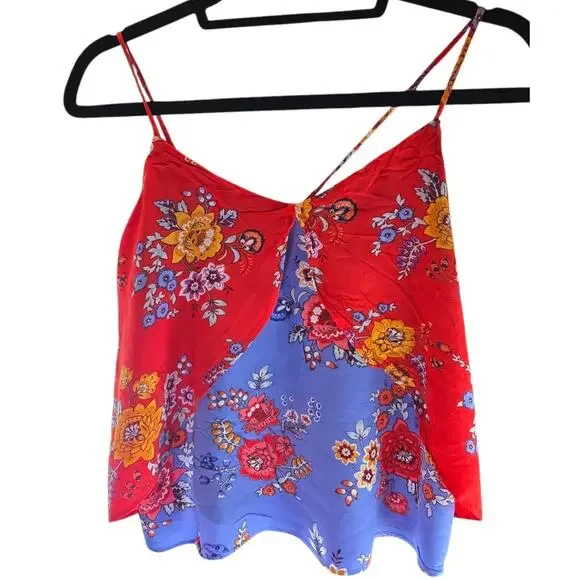 Tigerlily | Cropped, Handkerchief Tank | Size 4 - Picture 2 of 5